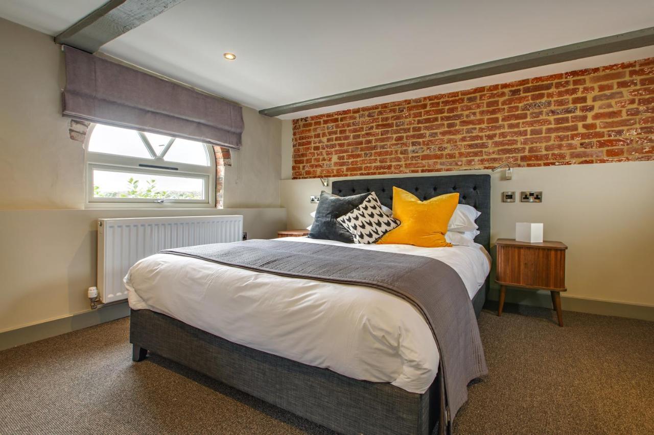 The Ingham Swan Hotel Stalham Room photo