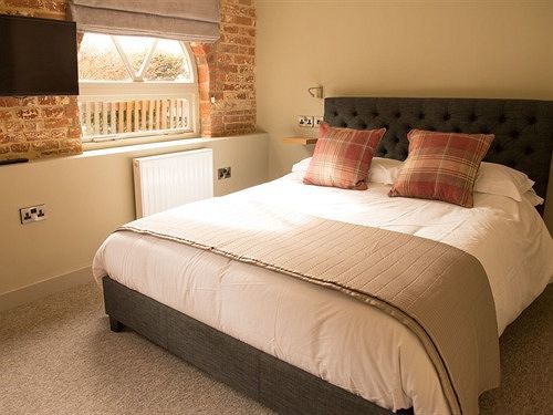 The Ingham Swan Hotel Stalham Exterior photo